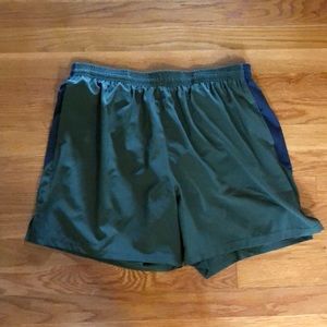 Men’s running shorts